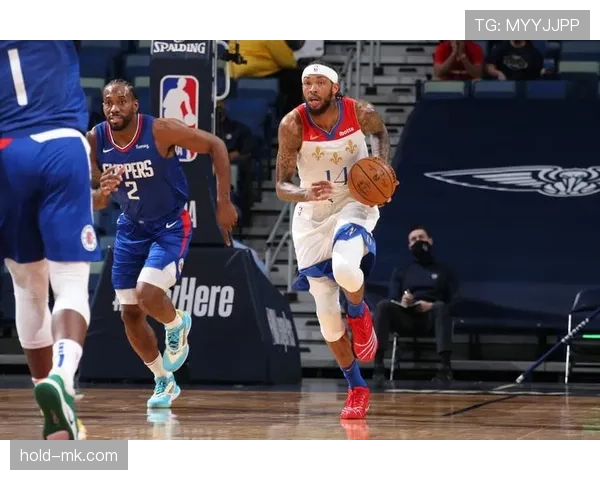 沃克在挡拆突破中打出高效得分，明显提升球队关键回合表现